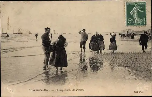 Ak Berck Plage Pas de Calais, Debarquement de Pichons