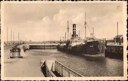 Ak IJmuiden Ymuiden Velsen Nordholland, Sluis, Dampfschiff