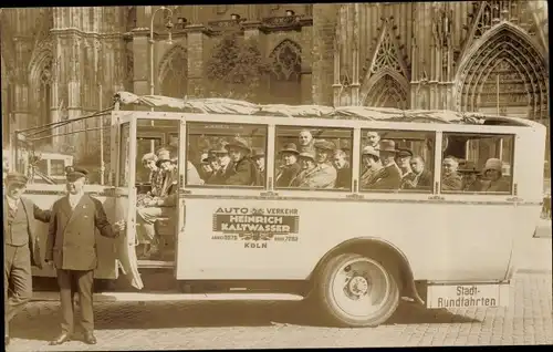 Foto Ak Köln am Rhein, Stadtrundfahrt Heinrich Kaltwasser, Kölner Dom, Pressafahrt 1928