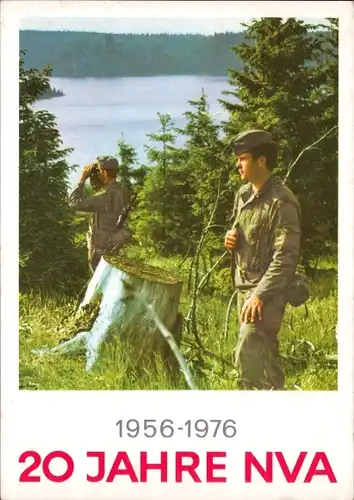 Ak 20 Jahre NVA 1976, DDR, Soldaten in Uniformen