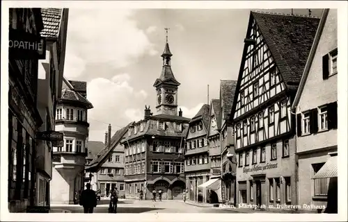 Ak Aalen im Ostalbkreis Württemberg, Marktplatz mit früherem Rathaus