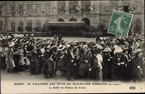 Ak Rouen Seine Maritime, M. Fallieres aux Fetes du Millenaire Normand 1911, Le Defile des Enfants