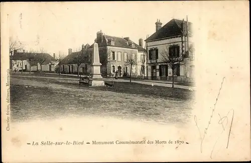 Ak La Selle sur le Bied Loiret, Monument Commémoratif des Morts de 1870