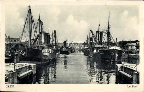 Ak Caen Calvados, Le Port