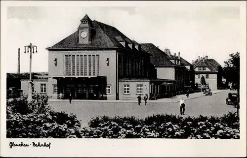 Ak Glauchau an der Zwickauer Mulde in Sachsen, Partie am Bahnhof, Eingangsseitig