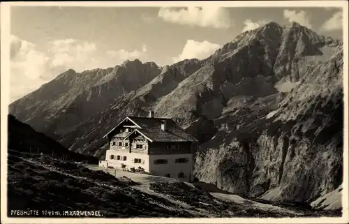 Ak Innsbruck Tirol, Blick auf die Pfeishütte im Karwendel