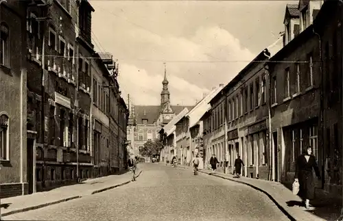 Ak Dahlen in Sachsen, Bahnhofstraße mit Blick zum Rathaus