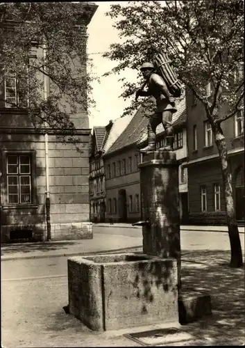 Ak Aschersleben im Salzlandkreis, Holzmarkt, Brunnen