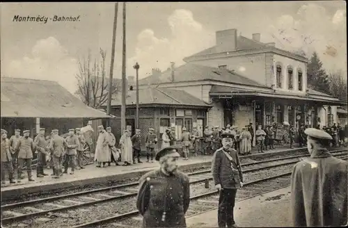 Ak Montmédy Lothringen Meuse, Bahnhof, deutsche Soldaten