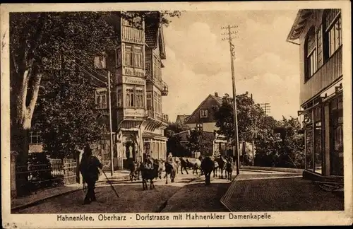 Ak Hahnenklee Bockswiese Goslar im Harz, Dorfstraße, Damenkapelle