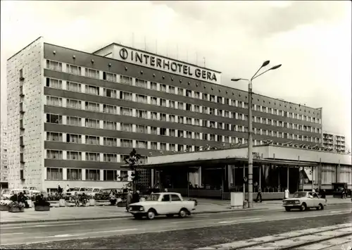 Ak Gera in Thüringen, Interhotel, Laterne, Autos, Passanten