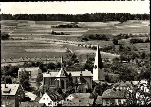 Ak Hessenthal Mespelbrunn im Spessart, Gesamtansicht, Wallfahrts Kirche