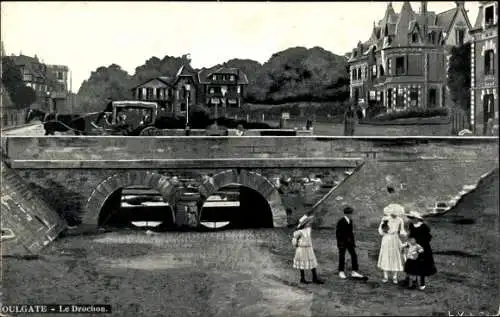 Ak Houlgate Calvados, Le Drochon, Brücke, Personen, Pferdekutsche