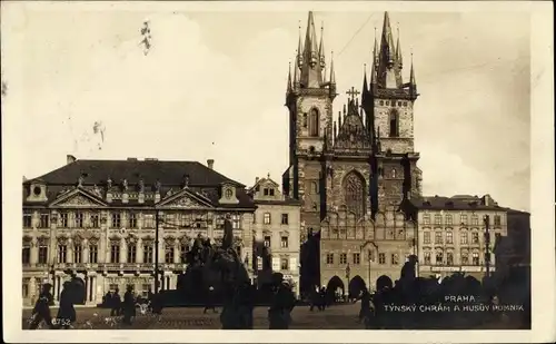 Ak Praha Prag Tschechien, Tynsky Chram a Husuv Pomnik