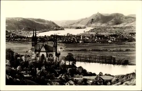 Foto Ak Remagen am Rhein, Blick auf den Ort mit Apollinariskirche