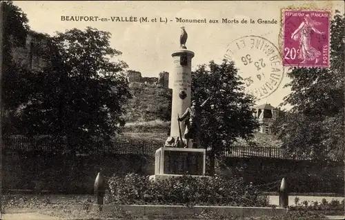 Ak Beaufort en Vallee Beaufort en Anjou Maine et Loire, Monument aux Morts de la Grande Guerre