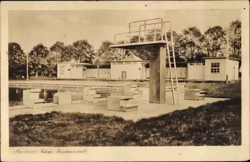 Ak Neustadt am Rübenberge, Badeanstalt, Sprungturm