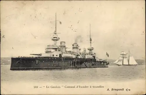 Ak Französisches Kriegsschiff Le Gaulois, Cuirassé d'Escadre à tourelles, Segelschiff