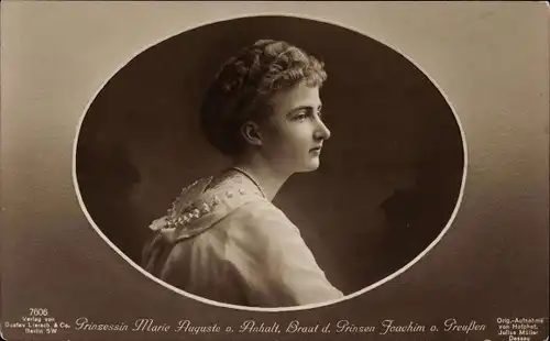 Ak Porträt von Prinzessin Marie Auguste v. Anhalt, Braut des Prinzen Joachim von Preussen