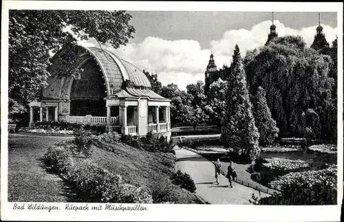 Ak Bad Wildungen in Nordhessen, Kurpark mit Musikpavillon