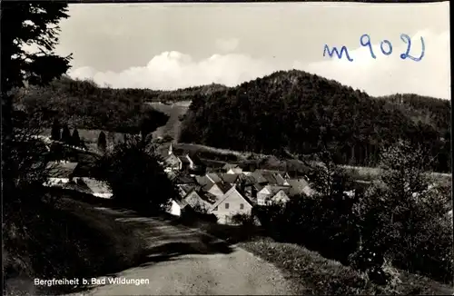 Ak Bergfreiheit Bad Wildungen in Hessen, Teilansicht, Bergcafe am Kellerwald