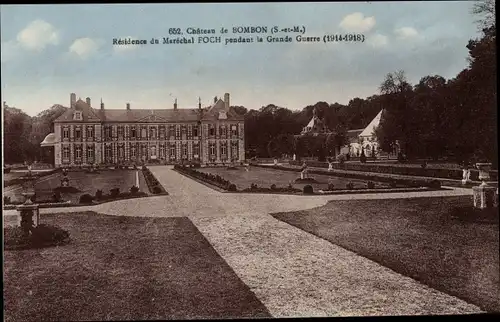 Ak Bombon Seine et Marne, Le Chateau