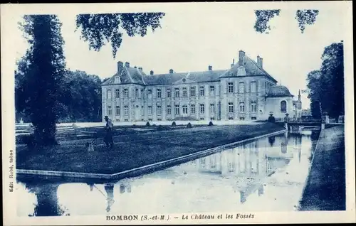Ak Bombon Seine et Marne, Le Chateau, Les Fosses