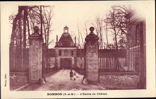 Ak Bombon Seine et Marne, L'Entree du Chateau