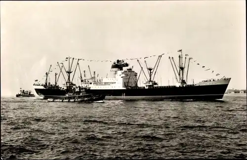 Ak Frachtschiff Alaunia, Cunard, Maiden arrival in New York
