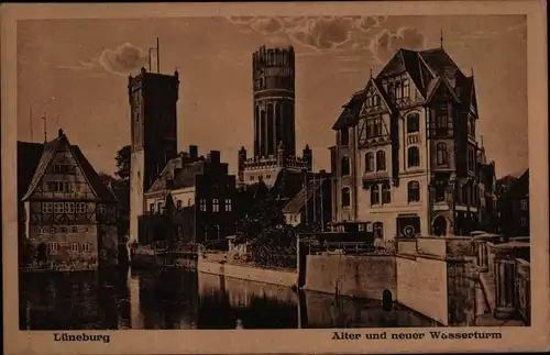 Ak Lüneburg in Niedersachsen, Alter und neuer Wasserturm