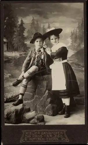 CdV Portrait, Junge und Mädchen in Tracht