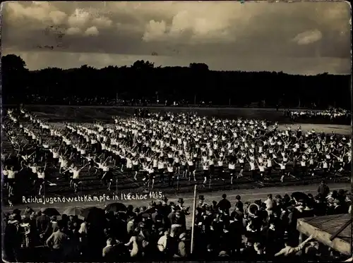 Foto Itzehoe in Holstein, Reichsjugendwettkämpfe 1925, Sportfest, Massenübung