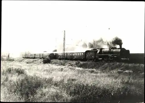 Foto Deutsche Eisenbahn, Lokomotive in Fahrt