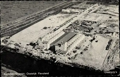 Ak Dronten Flevoland Niederlande, Graansilo's, Luchtfoto