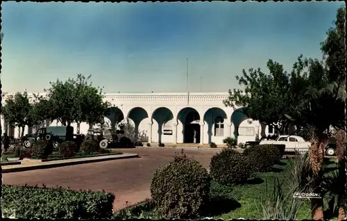 Ak Oujda Marokko, La Région Civile, Gebäude, Autos