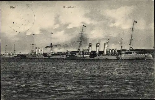 Ak Kiel, Kriegshafen, Kaiserliche Marine, Kleiner Kreuzer