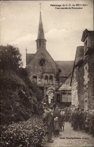 Ak Béhuard Maine-et-Loire, Notre Dame de Béhuard, Pelerinage, Une rentree de Procession