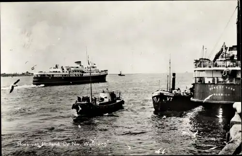 Ak Hoek van Holland Rotterdam Südholland Niederlande, de Nw. Waterweg, Schiffe