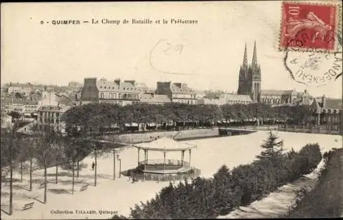 Ak Quimper Finistère, Le Champ de Bataille et la Prefecture