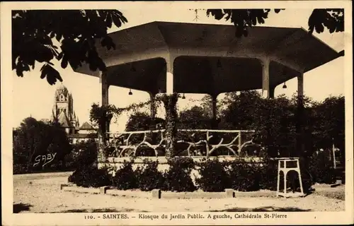 Ak Saintes Charente-Maritime, Kiosque du Jardin Public, Cathédrale St. Pierre