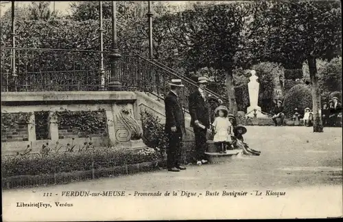 Ak Verdun Meuse, Promenade de la Digue, Buste Buvignier, Le Kiosque