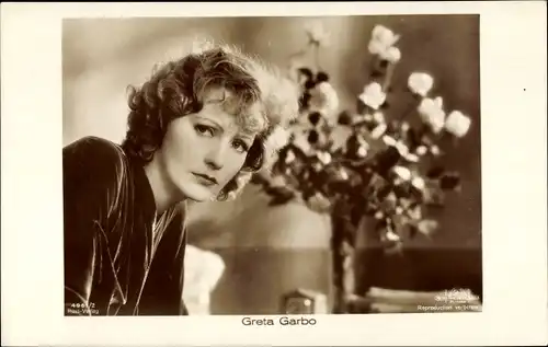 Ak Schauspielerin Greta Garbo, Portrait