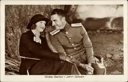Ak Schauspieler Greta Garbo und John Gilbert, Portrait