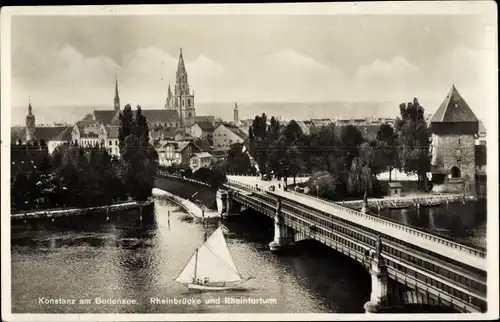 Ak Konstanz am Bodensee, Rheinbrücke und Rheintorturm, Segelboot