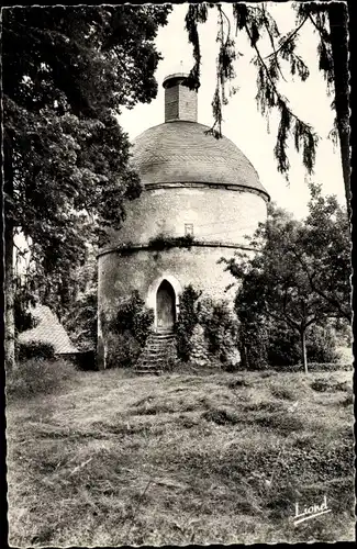 Ak Broc Maine et Loire, Tour du XV du Chateau de Meaulne