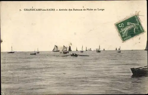 Ak Grandcamp les Bains Calvados, Arrivee des Bateaux de Peche au Large