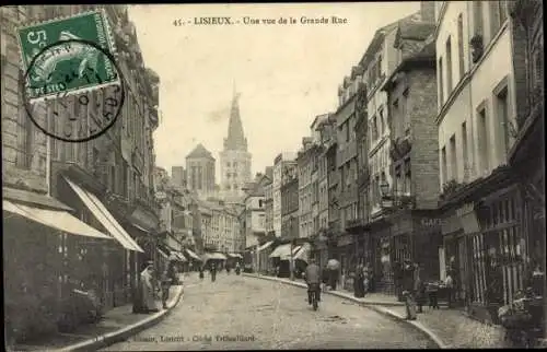 Ak Lisieux Calvados, Grande Rue, Straßenpartie, Café, Geschäfte, Personen