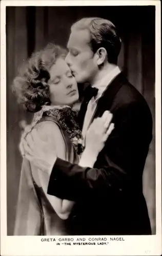 Ak Schauspieler Greta Garbo und Conrad Nagel, Portrait, Filmszene, The Myterious Lady