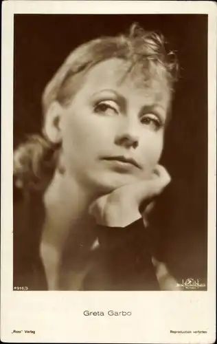 Ak Schauspielerin Greta Garbo, Portrait