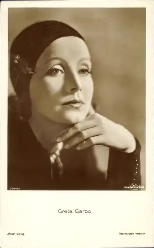 Ak Schauspielerin Greta Garbo, Portrait